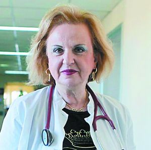 Αυξήθηκαν κρούσματα και διασωληνωμένοι