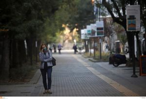 Νέα αυστηρότερα μέτρα φέρνει η έξαρση των κρουσμάτων – Τα πιθανότερα σενάρια