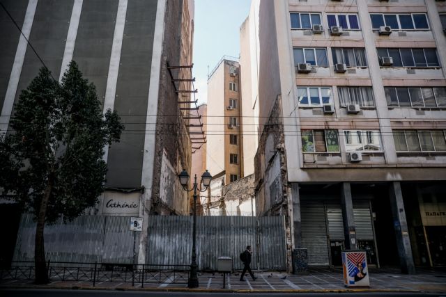 Πάμε σε σταδιακό άνοιγμα από το τέλος Μαρτίου επιβεβαίωσε ο Πέτσας