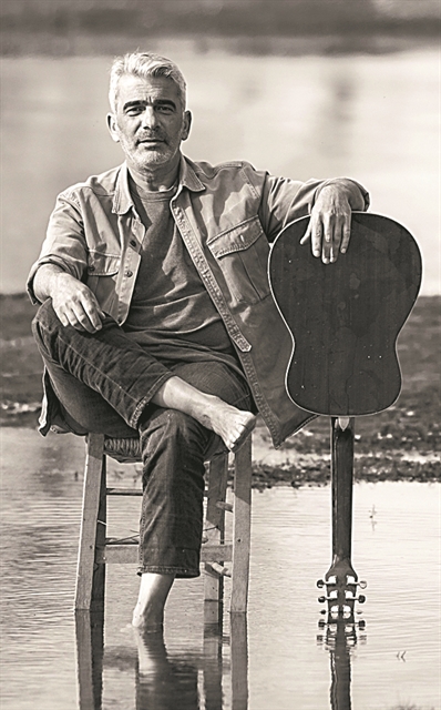 «Πώς πρέπει να διδάσκονται τα λαϊκά όργανα»