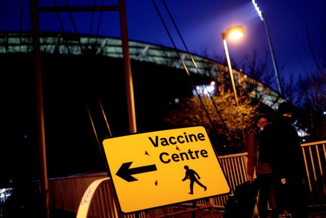 Τέλος στον Ψυχρό Πόλεμο Βρετανίας-ΕΕ για τα εμβόλια;