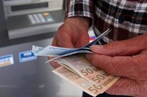 Πότε θα καταβληθούν οι συντάξεις – Οι ημερομηνίες για κάθε Ταμείο