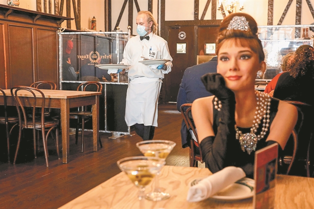 Ιστορική συμφωνία των ανταγωνιστριών Merck και Johnson & Johnson