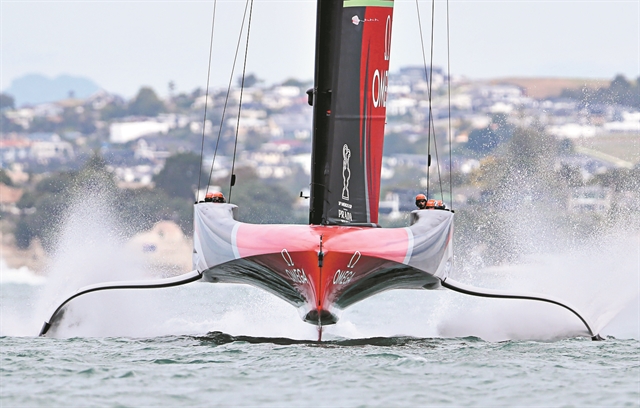 Αλλο θεωρία, άλλο πράξη