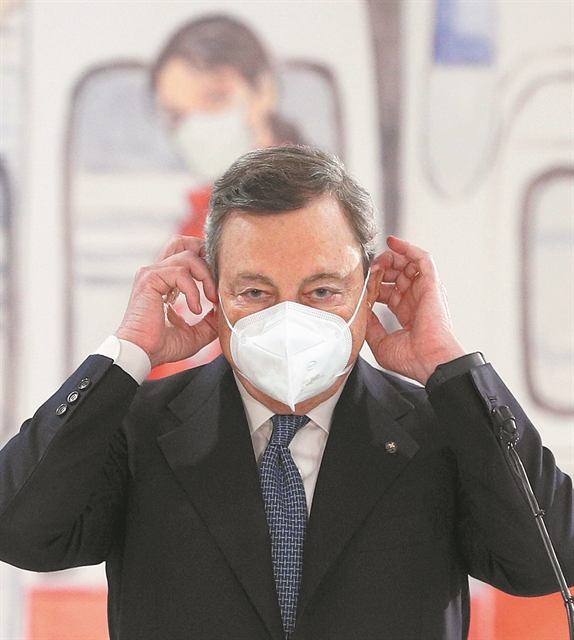 Η σιωπή του Ντράγκι θα αποδειχθεί χρυσός για την Ιταλία;