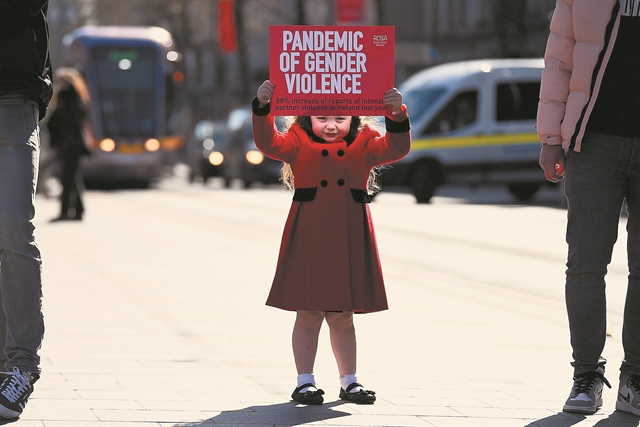 Η σκιώδης πανδημία