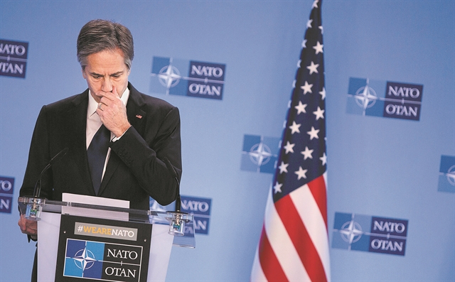 Σε διασταυρούμενα πυρά η ΕΕ στον πόλεμο ΗΠΑ – Ρωσίας