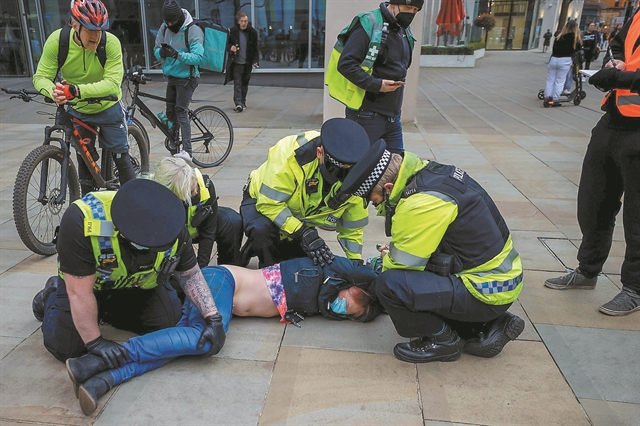 Μουσικώς, πάσχομεν…