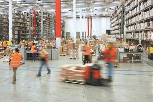 Κέντρα mini logistics μέσα στις πόλεις