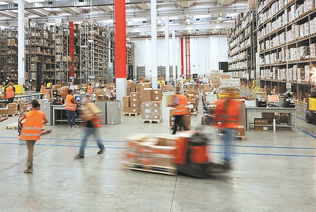 Κέντρα mini logistics μέσα στις πόλεις