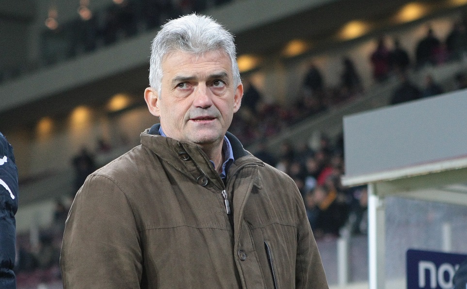 Τσιώλης : Ένα επίπεδο πάνω από όλους ο Ολυμπιακός – Θα βγει στην Ευρώπη ο Άρης