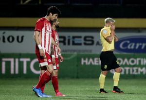 Μυθική έμπνευση του Μπουχαλάκη και πρόκριση στους 4 για τον Ολυμπιακό