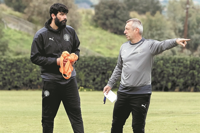 Οι ιστορικοί ογκόλιθοι που «έμπλεξαν»