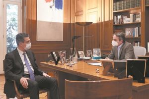 Ανοιγμα στη ΛΟΑΤΚΙ+ κοινότητα από τον Πρωθυπουργό