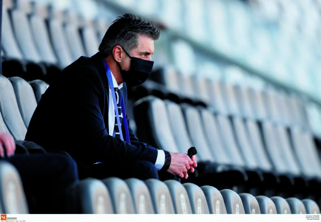 Πρόεδρος με δεμένα χέρια