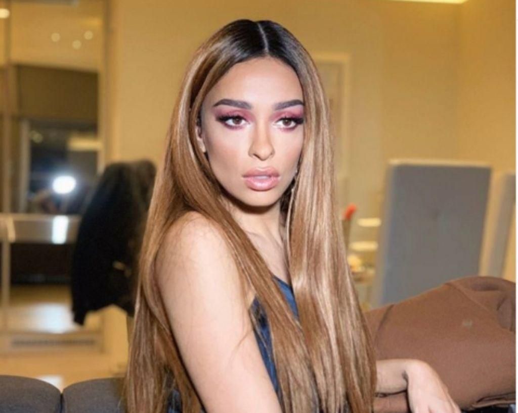 Ελένη Φουρέιρα : Οι φορές που έκανε το Instagram να παραμιλά