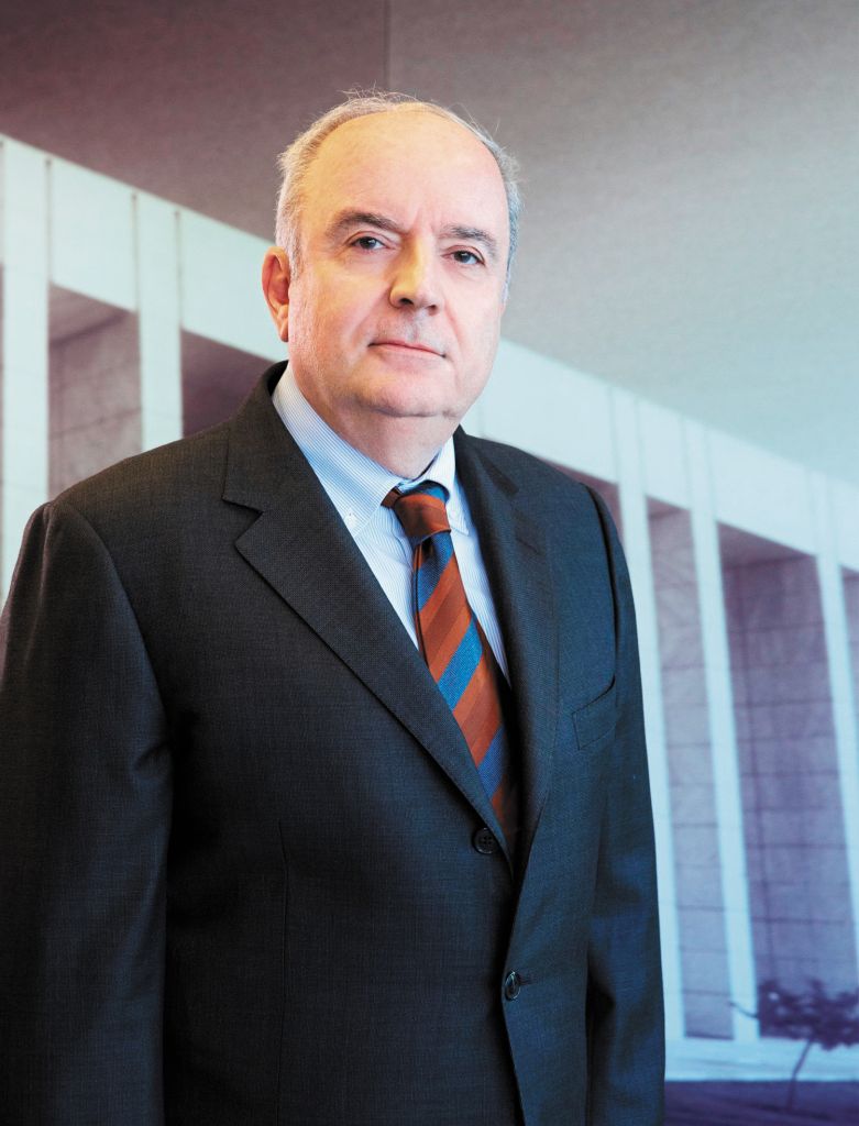 Νέα σελίδα στη ΓΕΚ ΤΕΡΝΑ με πρωταγωνιστές τον Γ. Περιστέρη και τη Μ. Λάτση