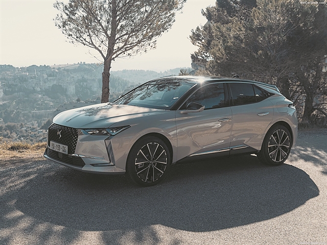 Με σύμμαχο την plug – in υβριδική τεχνολογία