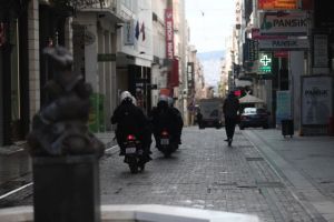 Κοροναϊός : Πότε αναμένεται η αποσυμπίεση του ΕΣΥ – Τι λένε Δημόπουλος και Μανωλόπουλος στο MEGA