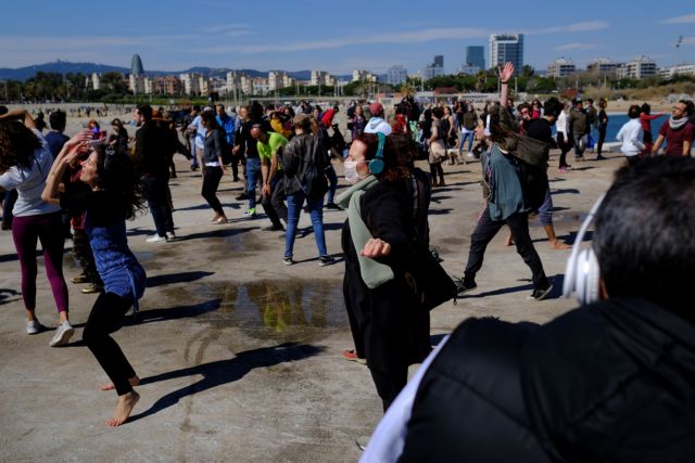 Κοροναϊός: Η Ευρώπη μπορεί να πετύχει συλλογική ανοσία μέχρι τις 14 Ιουλίου