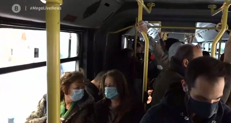 Μικρή μείωση κίνησης, «πατείς με πατώ σε» στα λεωφορεία