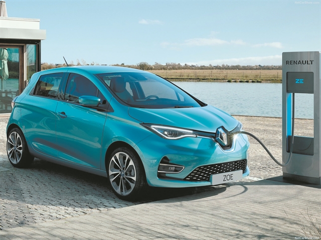 Renault: Θέλει να διπλασιάσει τις πωλήσεις ηλεκτρικών