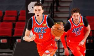 Συνεχίζει να τρελαίνει κόσμο στο ΝΒΑ ο Ποκουσέφσκι