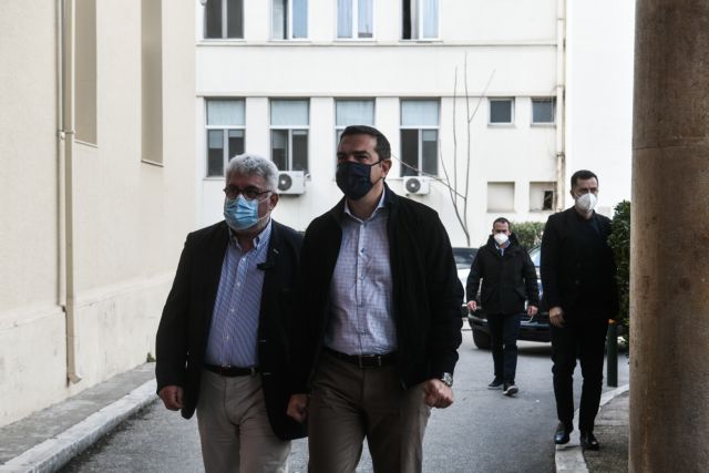 Κατάσταση πολέμου στα νοσοκομεία επιβεβαίωσε ο Τσίπρας –  Ζήτησε επίταξη ιδιωτικών νοσηλευτηρίων
