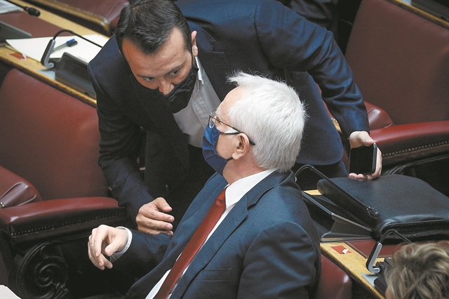 Οταν το παρελθόν του Ραγκούση εκδικείται