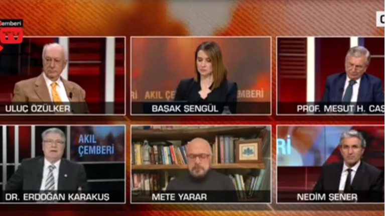 Γκάφα ολκής από σύμβουλο του Ερντογάν στον τηλεοπτικό αέρα – «Η Αμερική μας γ@μ@ει»