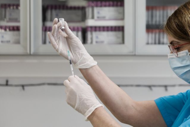 Πώς δρουν τα εμβόλια απέναντι στις μεταλλάξεις του κοροναϊού