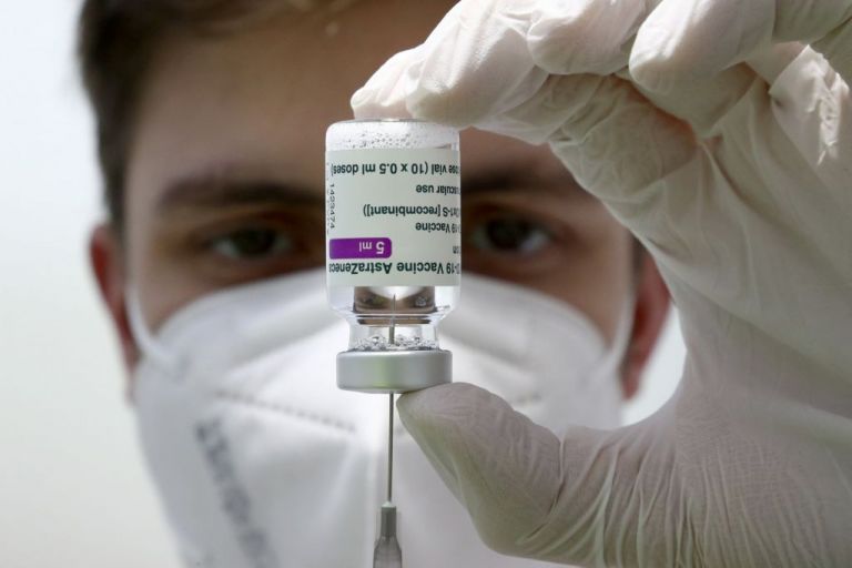 Γερμανία : Stop στο εμβόλιο της AstraZeneca για τους κάτω των 60 συστήνουν οι ειδικοί | tanea.gr