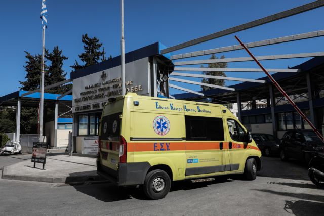 Σπάνε κάθε ρεκόρ τα κρούσματα και οι διασωληνωμένοι