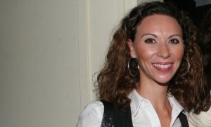Κατέβηκε η ανάρτηση της Δώρας Χρυσικού για τις διακοπές του Λιγνάδη στην Ιθάκη