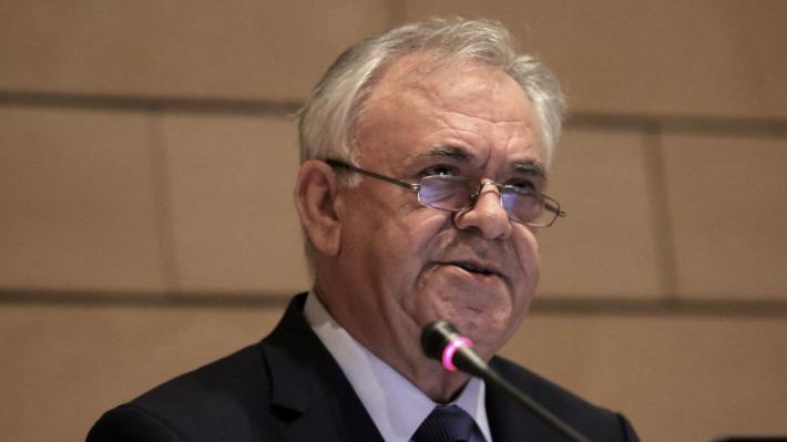 Βαρύτατοι υπαινιγμοί Βαρουφάκη για Δραγασάκη – Τσέχους