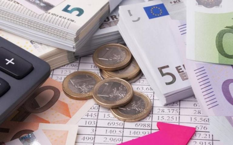 Πρόταση Στουρνάρα για μείωση φορολογικών συντελεστών σε νοικοκυριά, επιχειρήσεις | tanea.gr