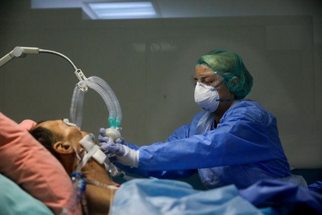 Κοροναϊός : 2.405 νέα κρούσματα και 49 θάνατοι