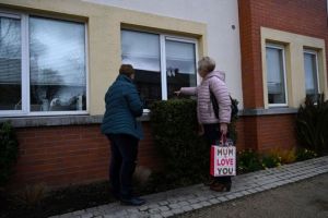 Γυναίκα 101 ετών από τον Βόλο νίκησε τον κοροναϊό