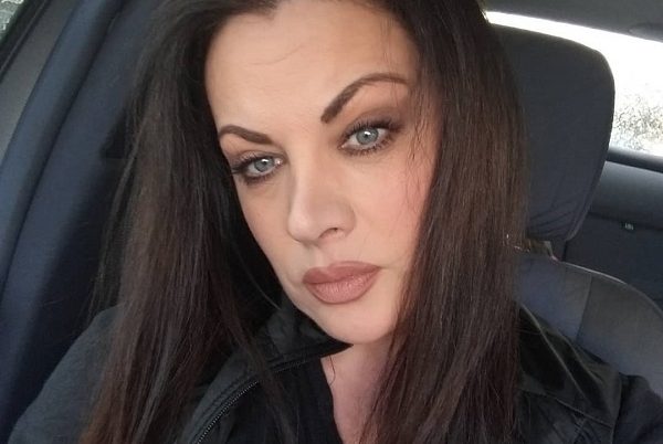 Νένα Χρονοπούλου : «Χθες έφυγε ένα παιδί από κοροναϊό, θα μπορούσε να είναι το δικό μου»