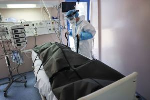 Υψηλό αριθμό κρουσμάτων και την επόμενη εβδομάδα βλέπει ο Θωμαΐδης