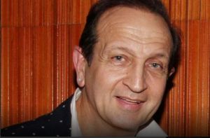 Μπιμπίλας σε Σήφη Φαραντάκη για την ηθοποιία: «Πρέπει να σταματήσει αυτό»