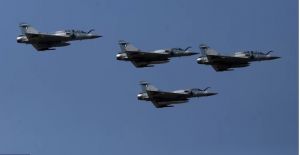 Παρέλαση και με το βασιλικό Voyager της RAF