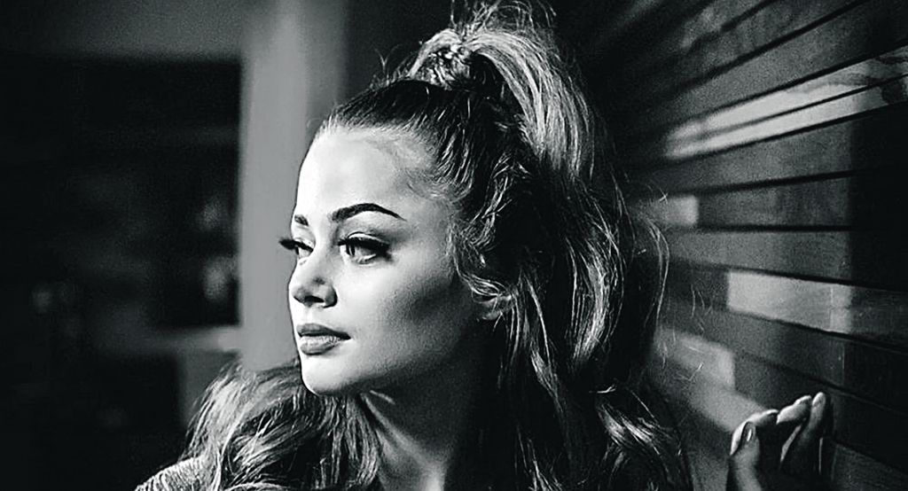 «Last Dance» για το «Superg!rl»