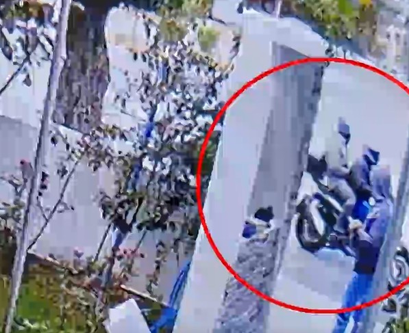 Δολοφονία Καραϊβάζ : Στο μικροσκόπιο μέχρι και τα ρούχα των δραστών