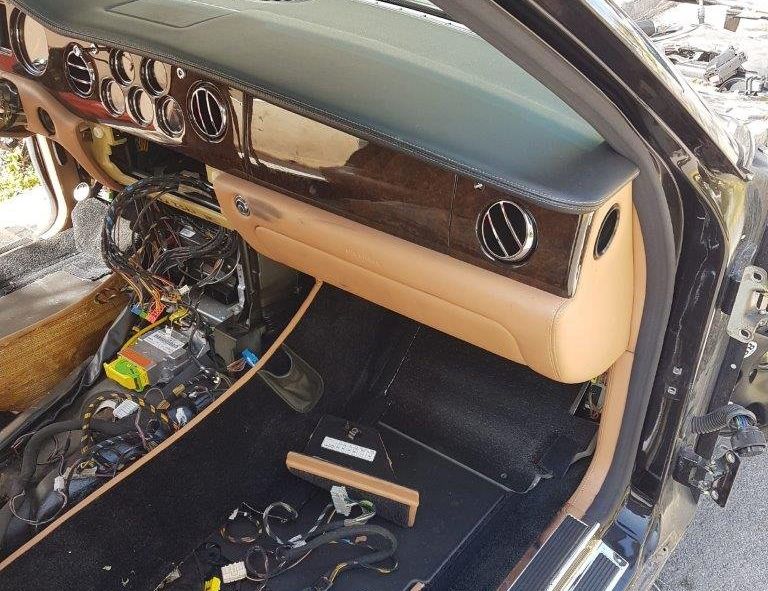 Κύκλωμα διέπραττε απάτες με super cars – Πώς εισέπρατταν τα ποσά της ασφαλιστικής εταιρείας