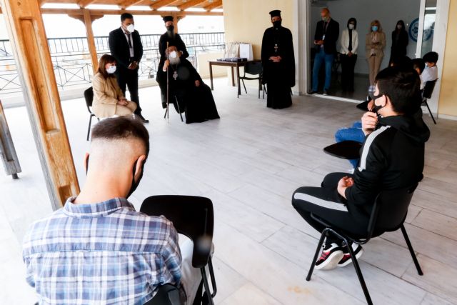 Φίλης: Το «μπράβο» στην ΠτΔ και οι αιχμές για τον αποκλεισμό των προσφυγόπουλων από το σχολείο