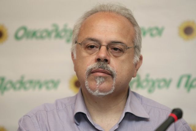 Με κοροναϊό ο Μιχάλης Τρεμόπουλος – Νοσηλεύεται διασωληνωμένος