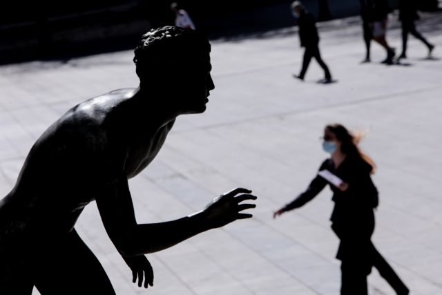 Μόσιαλος : Δύο τεστ την εβδομάδα για να ανοίξουν τα σχολεία