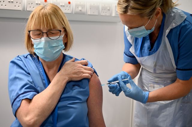 Βασιλακόπουλος : Υποχρεωτικός εμβολιασμός ή αναστολή εργασίας για υγειονομικούς