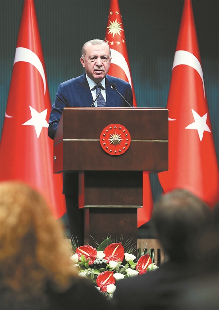 Ισόβια σε άλλους 32 απόστρατους